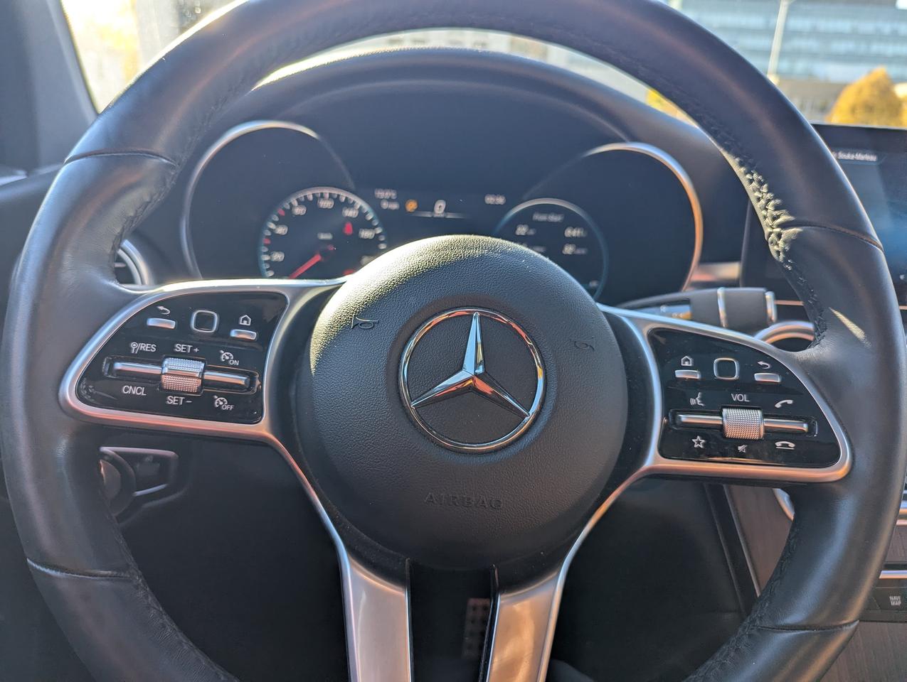 2021 Mercedes-Benz GLC-Class GLC 300 Photo