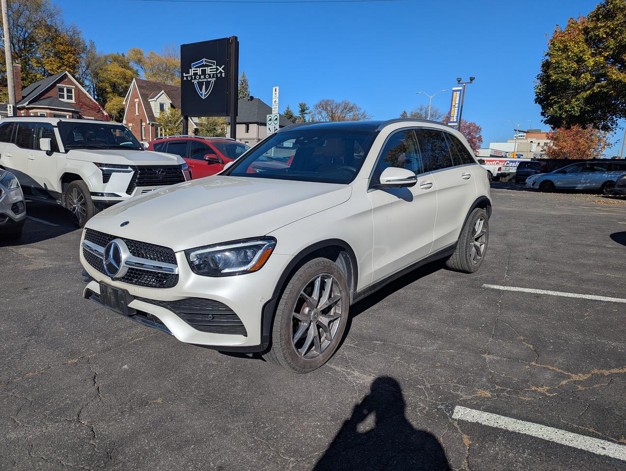 2021 Mercedes-Benz GLC-Class GLC 300 Photo0