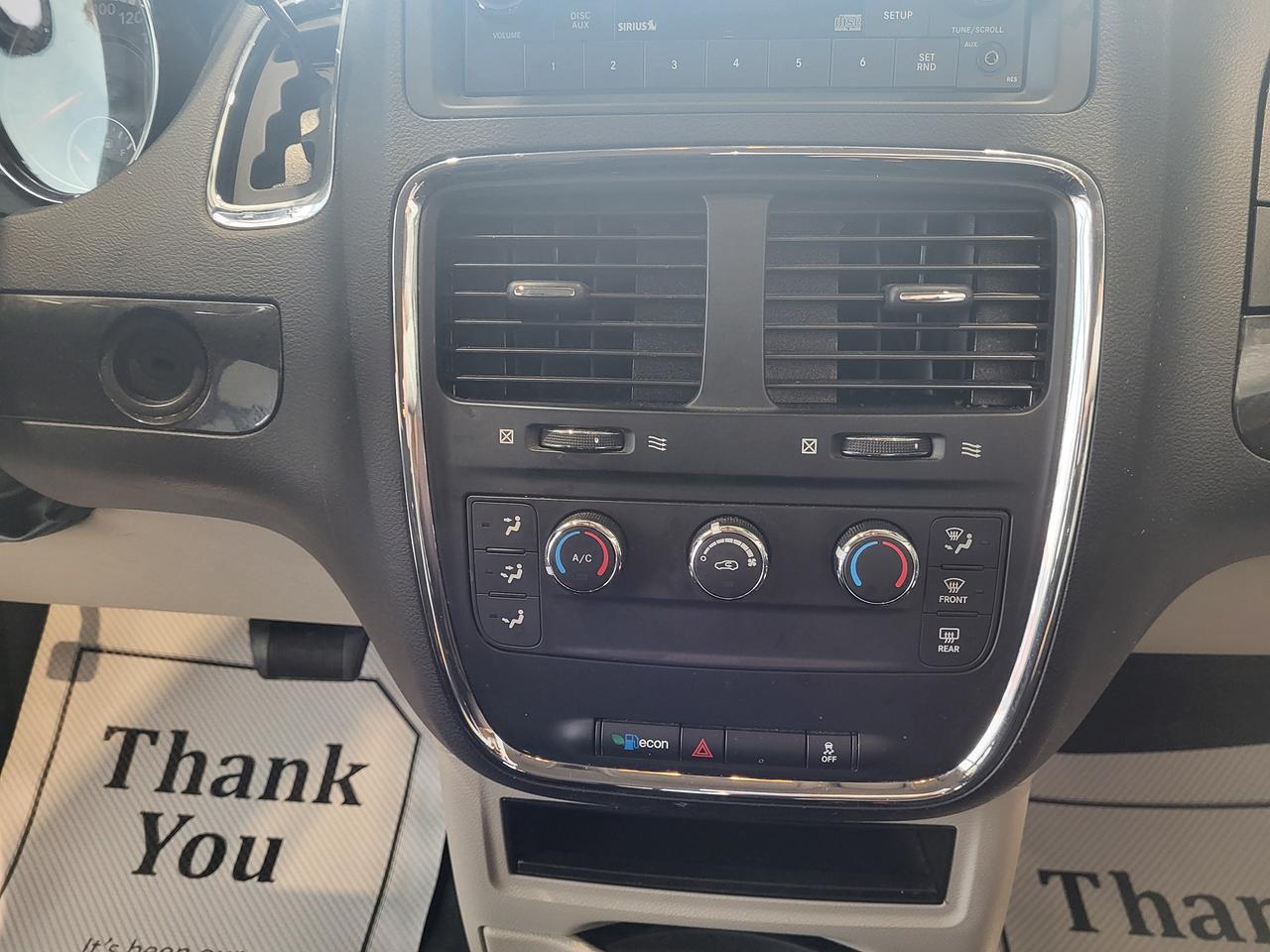 2020 Dodge Grand Caravan SE Photo