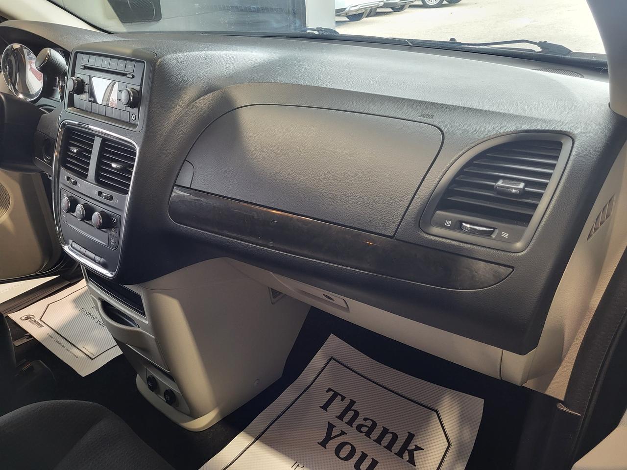 2020 Dodge Grand Caravan SE Photo