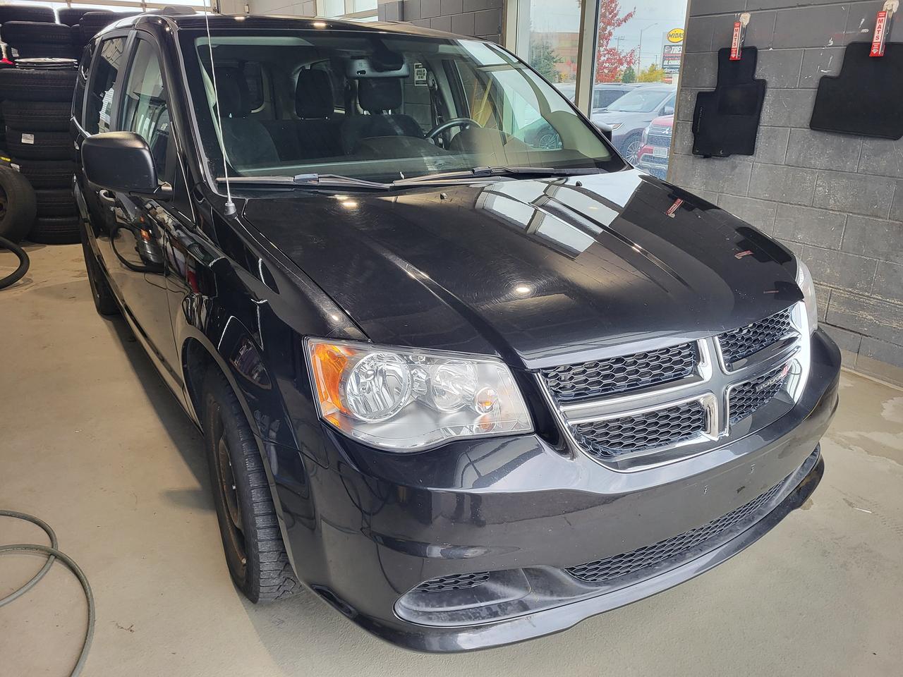 2020 Dodge Grand Caravan SE Photo