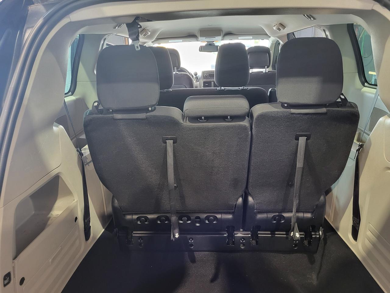2020 Dodge Grand Caravan SE Photo