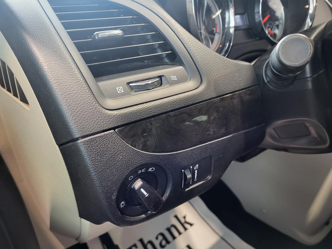 2020 Dodge Grand Caravan SE Photo