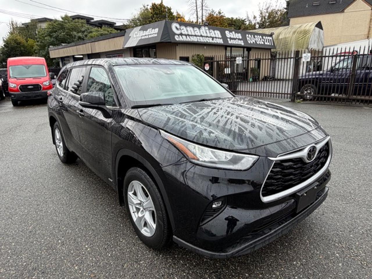 2025 Toyota Highlander HYBRID LE Photo0