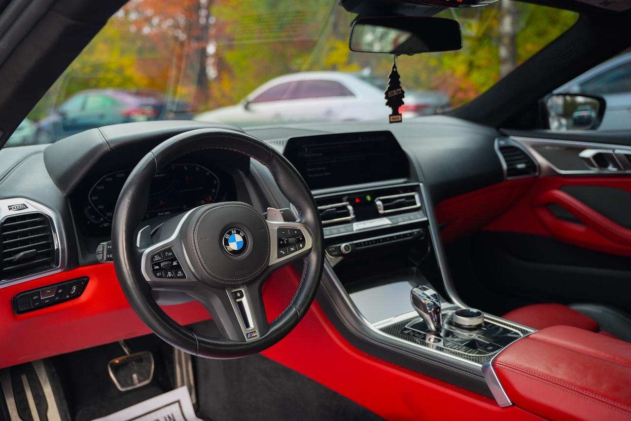 2022 BMW 8 Series M850i xDrive Coupe Photo