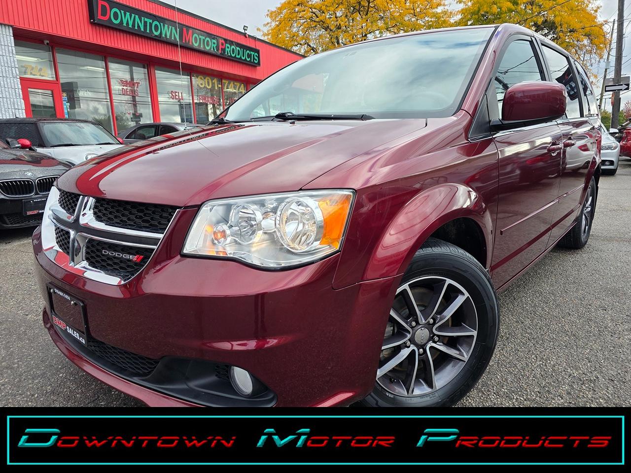 Red 2017 Dodge Grand Caravan Minivan Front-Wheel Drive Automatic