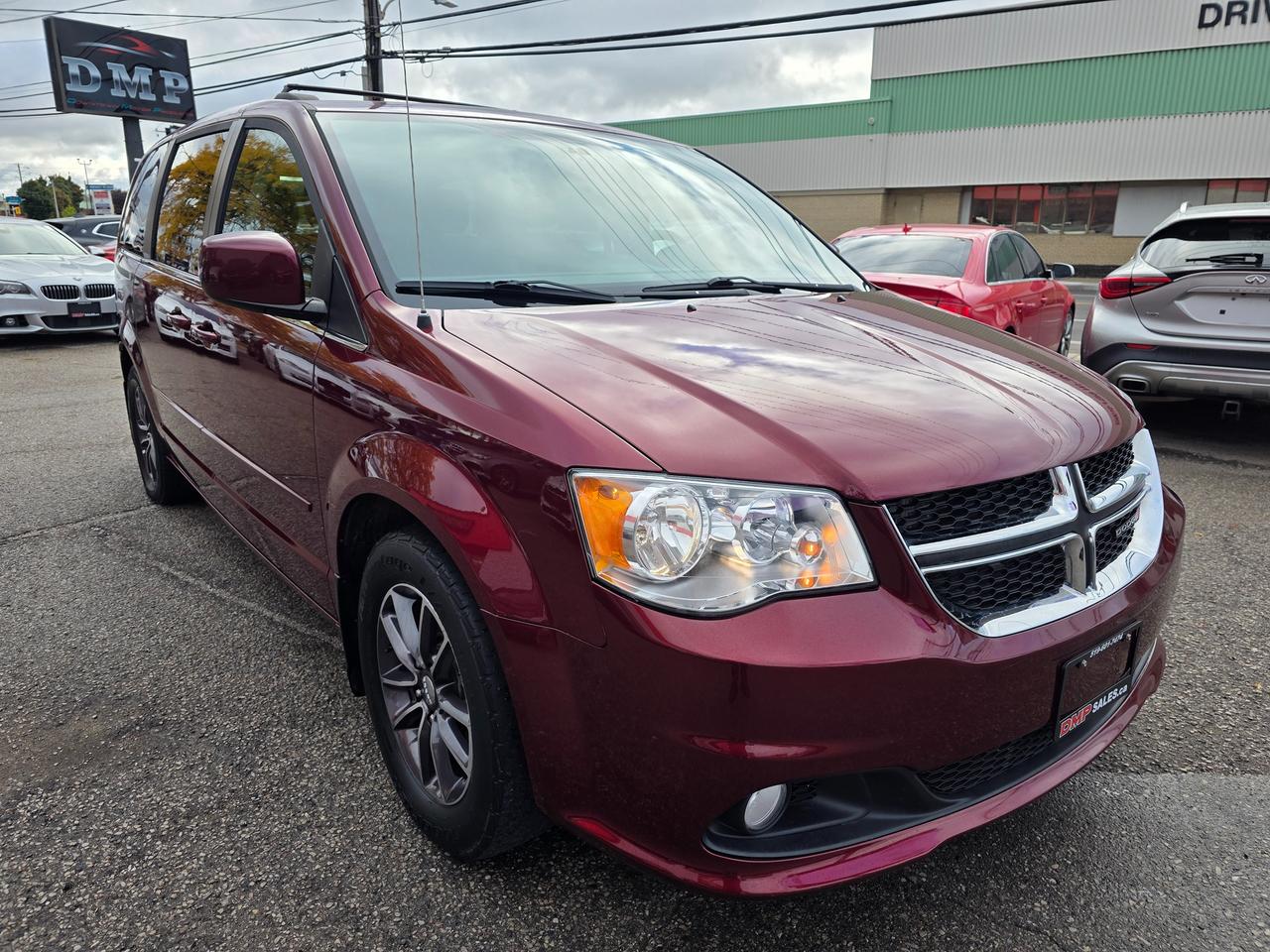 2017 Dodge Grand Caravan SXT Premium Plus Photo