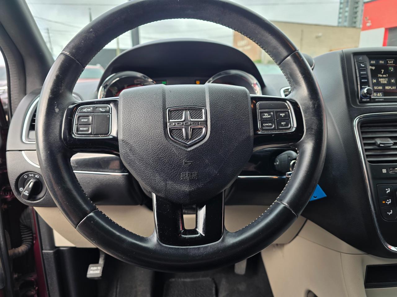 2017 Dodge Grand Caravan SXT Premium Plus Photo