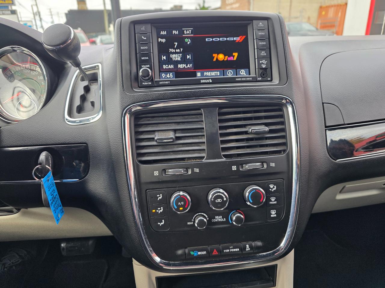 2017 Dodge Grand Caravan SXT Premium Plus Photo
