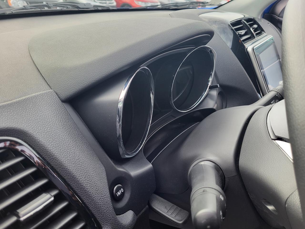 2026 Mitsubishi RVR ES Photo