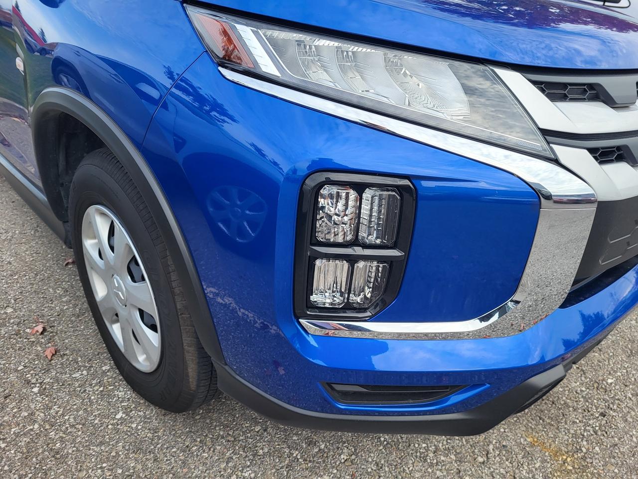 2026 Mitsubishi RVR ES Photo