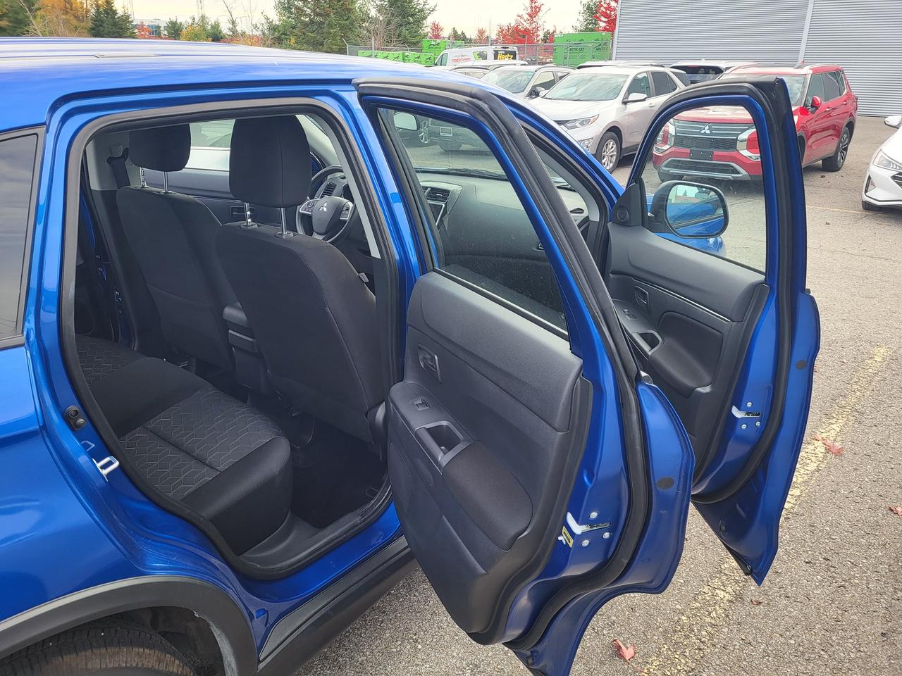 2026 Mitsubishi RVR ES Photo