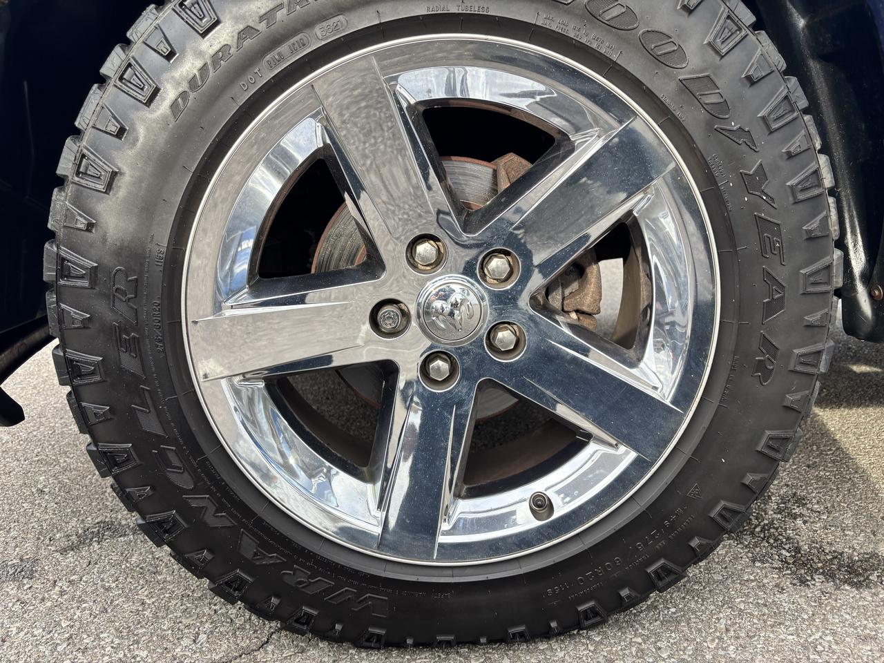 2011 RAM 1500 Sport ** BACK CAM, TOW PKG ** Photo