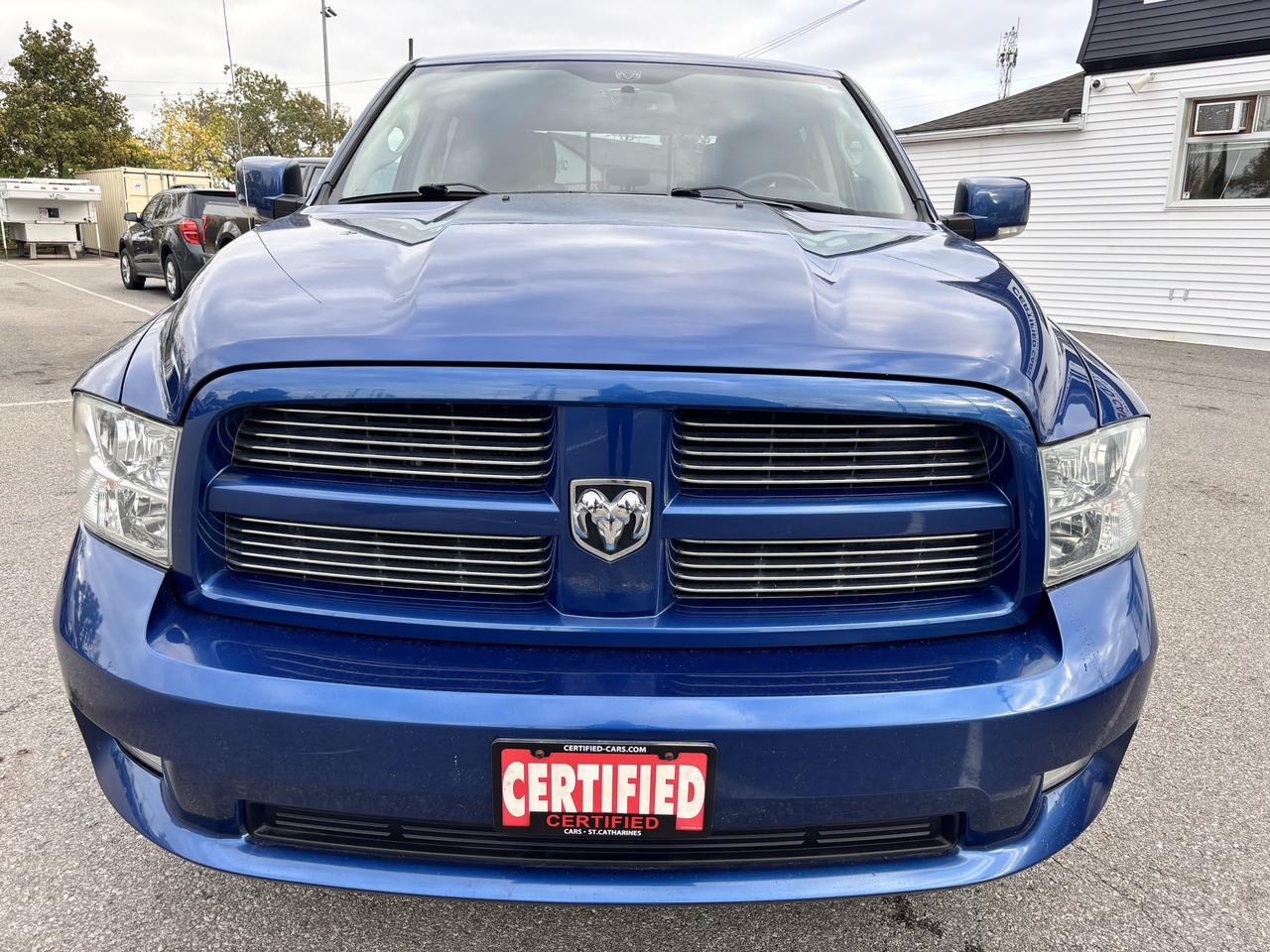 2011 RAM 1500 Sport ** BACK CAM, TOW PKG ** Photo5
