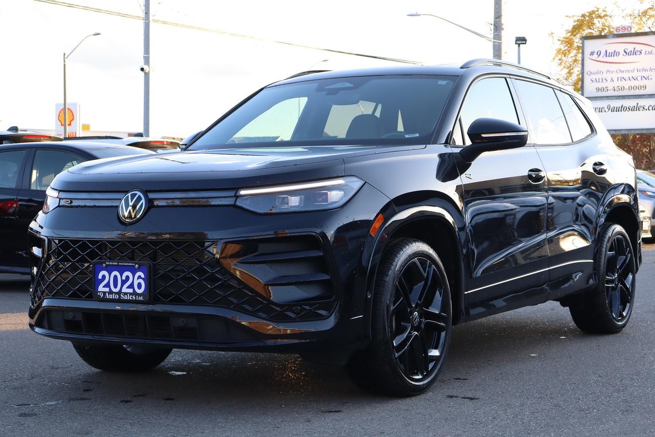2026 Volkswagen Tiguan Comfortline R-Line Black Edition 4MOTION Photo