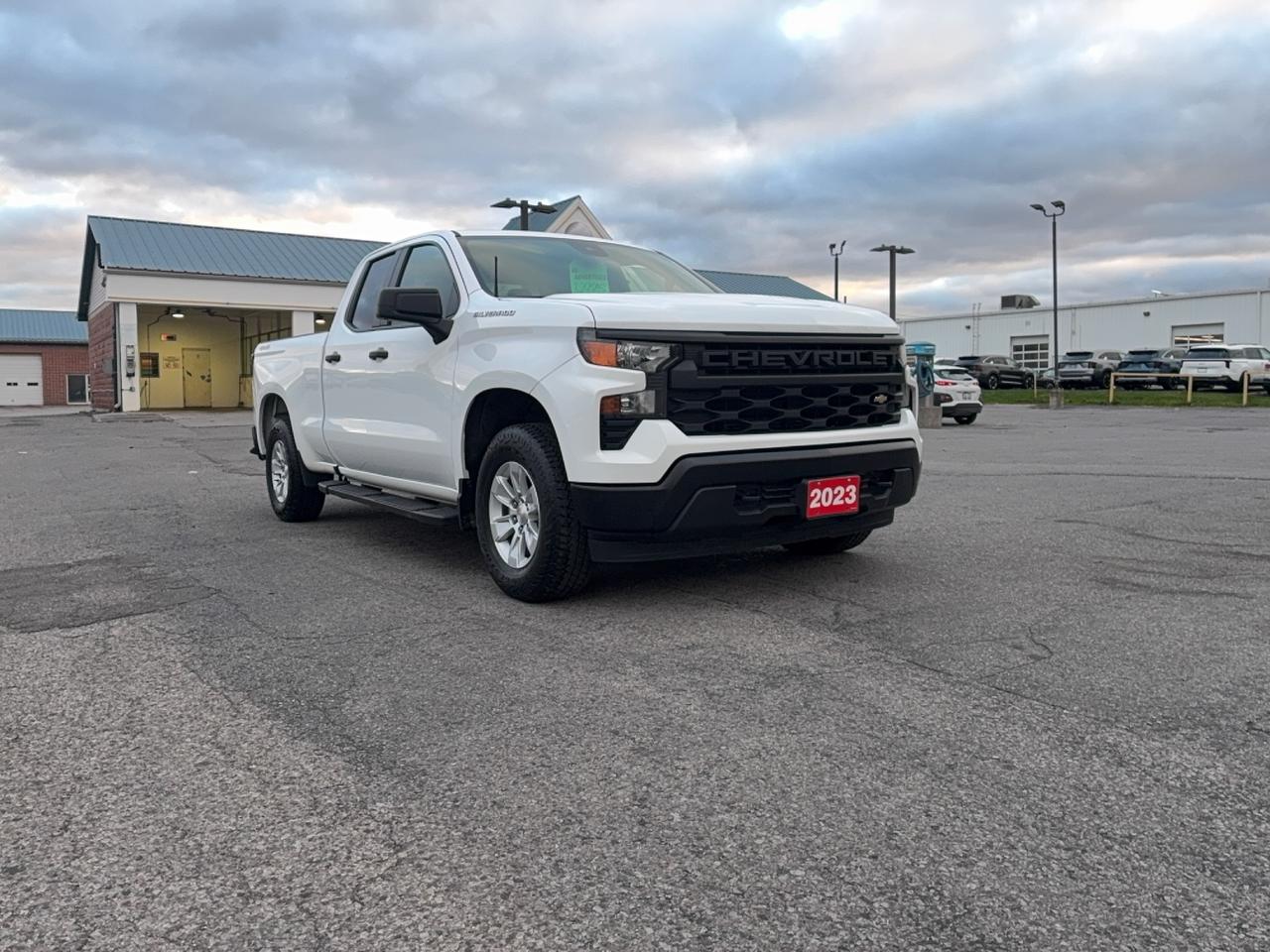 2023 Chevrolet Silverado 1500 4WD Double Cab 2.7L 4cyl Gas 6'7"Box Photo