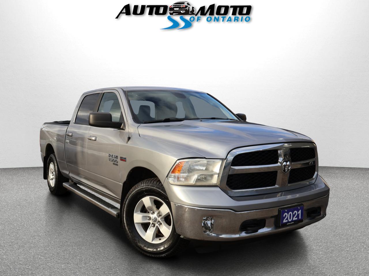 2021 RAM 1500 Classic HEMI SLT CREW CAB 4X4 *1 OWNER* BLUETOOTH CAMERA CRUISE ALLOYS - Photo #1