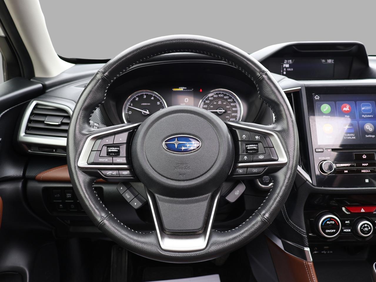 2020 Subaru Forester PREMIUM AWD *ACCIDENT FREE* CAMERA NAV BLUETOOTH LEATHER HEATED SEATS PANO ROOF CRUISE ALLOYS Photo