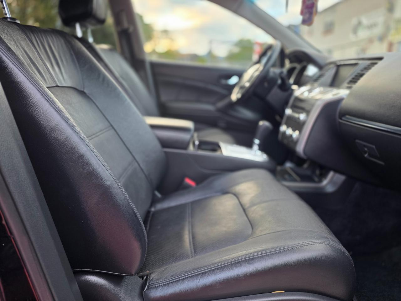 2011 Nissan Murano SL Photo