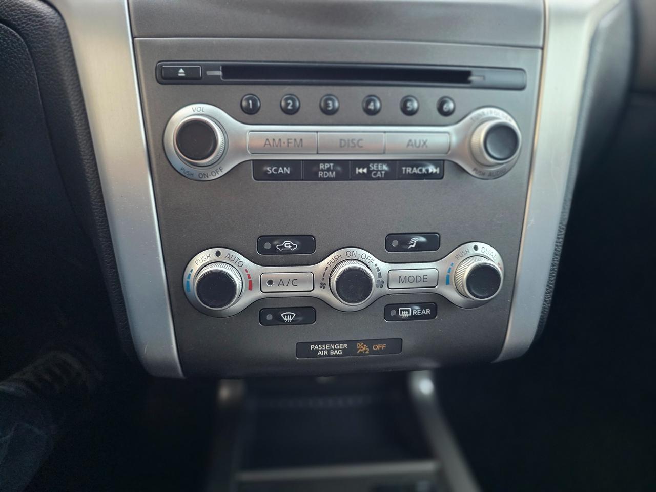 2011 Nissan Murano SL Photo