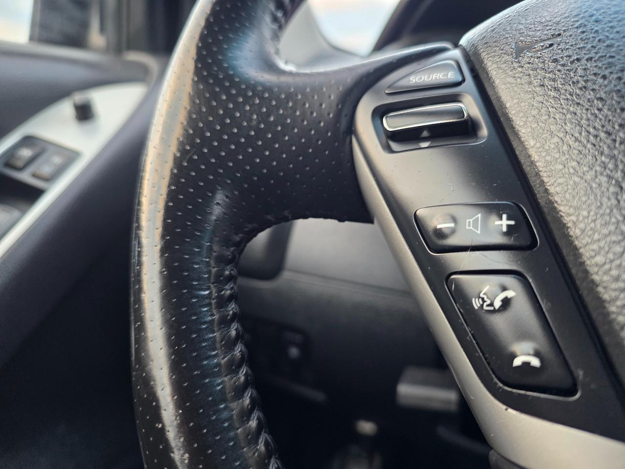 2011 Nissan Murano SL Photo