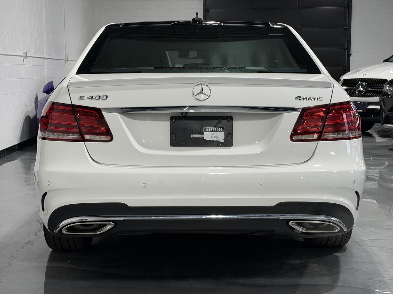 2016 Mercedes-Benz E-Class E 400 AMG Pkg, Moonroof, Heated Seats Photo3
