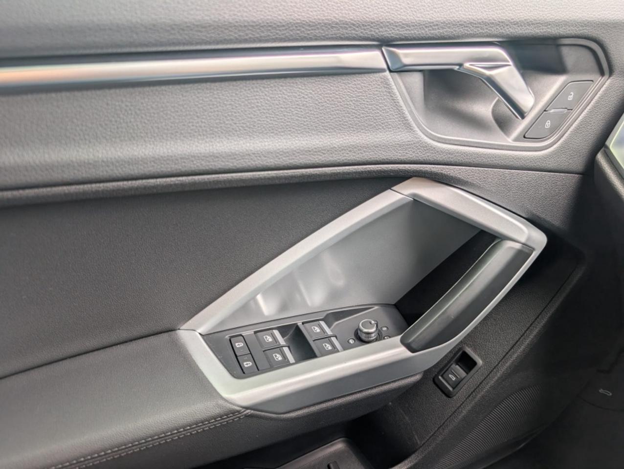 2021 Audi Q3 QUATTRO S LINE PREM PLUS 45 TFSI * SUNROOF * NAVI - Photo #18