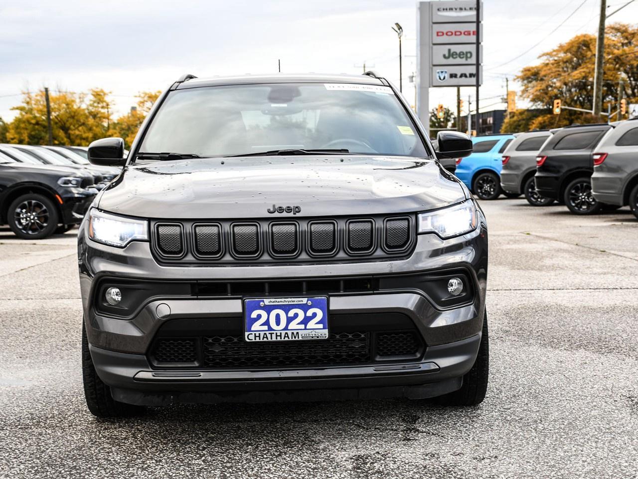 2022 Jeep Compass Altitude 4x4 Photo