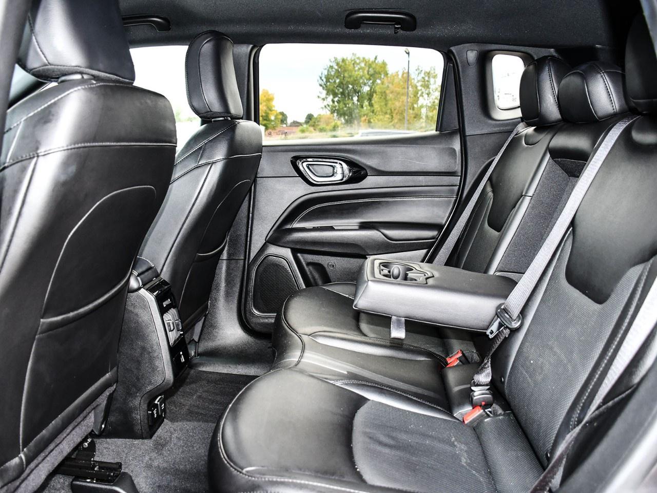 2022 Jeep Compass Altitude 4x4 Photo
