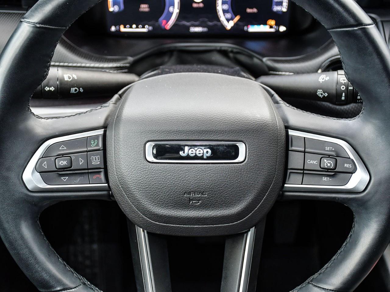 2022 Jeep Compass Altitude 4x4 Photo