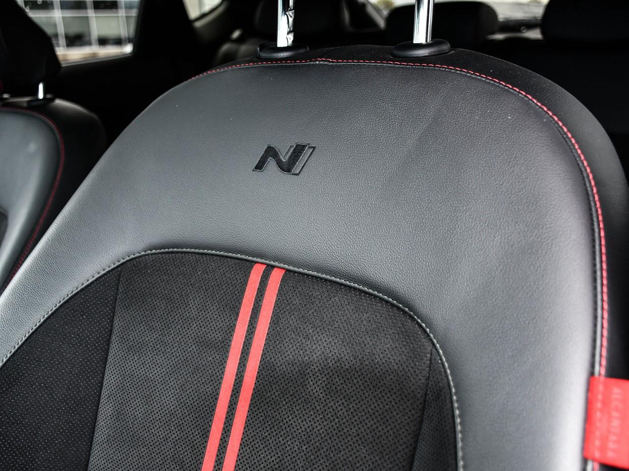 2024 Hyundai KONA 1.6T N Line Ultimate AWD w/Two-Tone Roof Photo