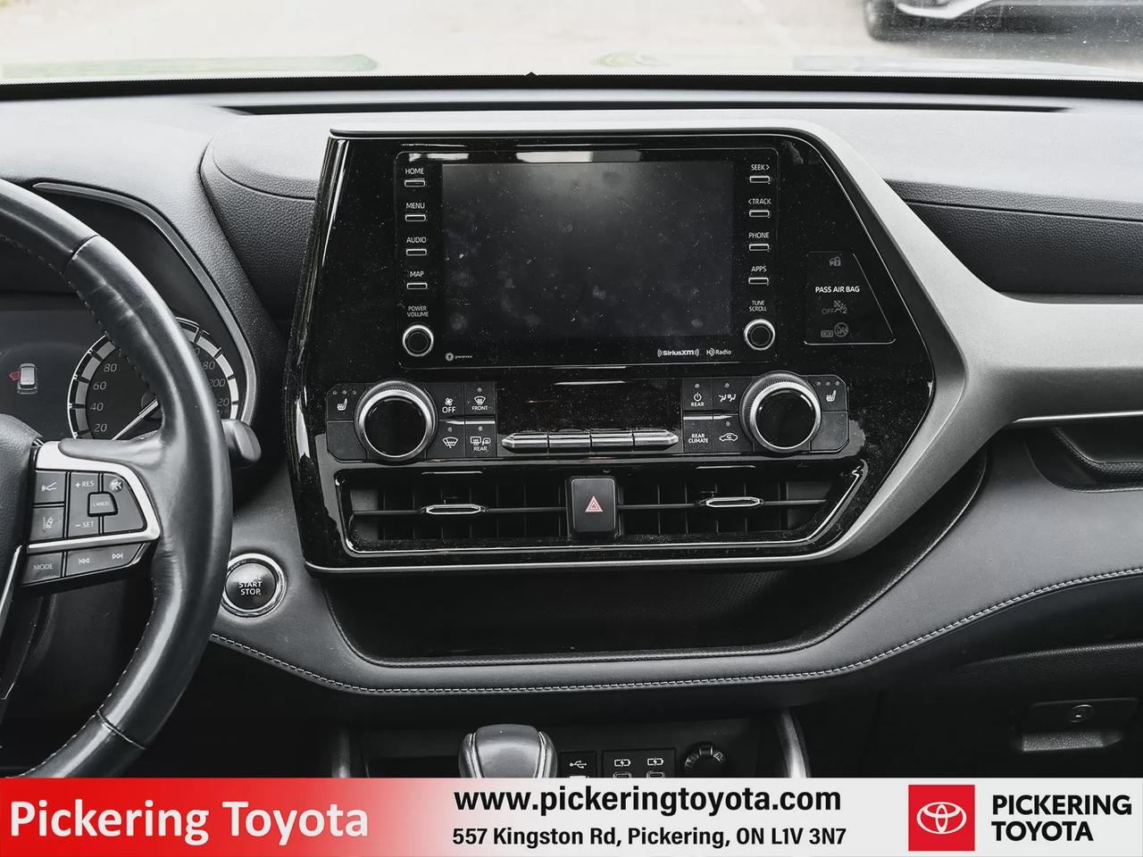 2022 Toyota Highlander XLE Photo
