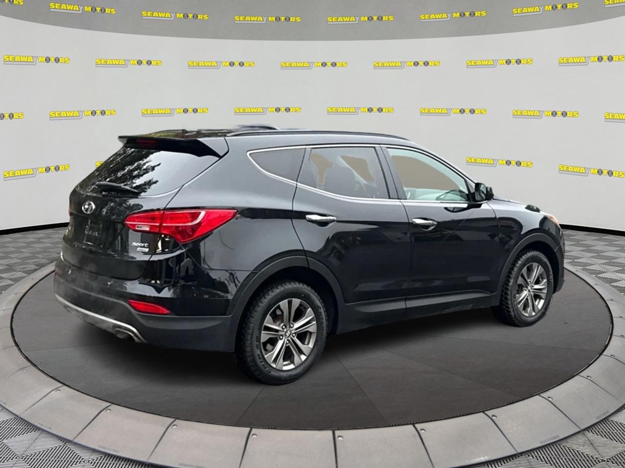 2013 Hyundai Santa Fe Premium Photo2