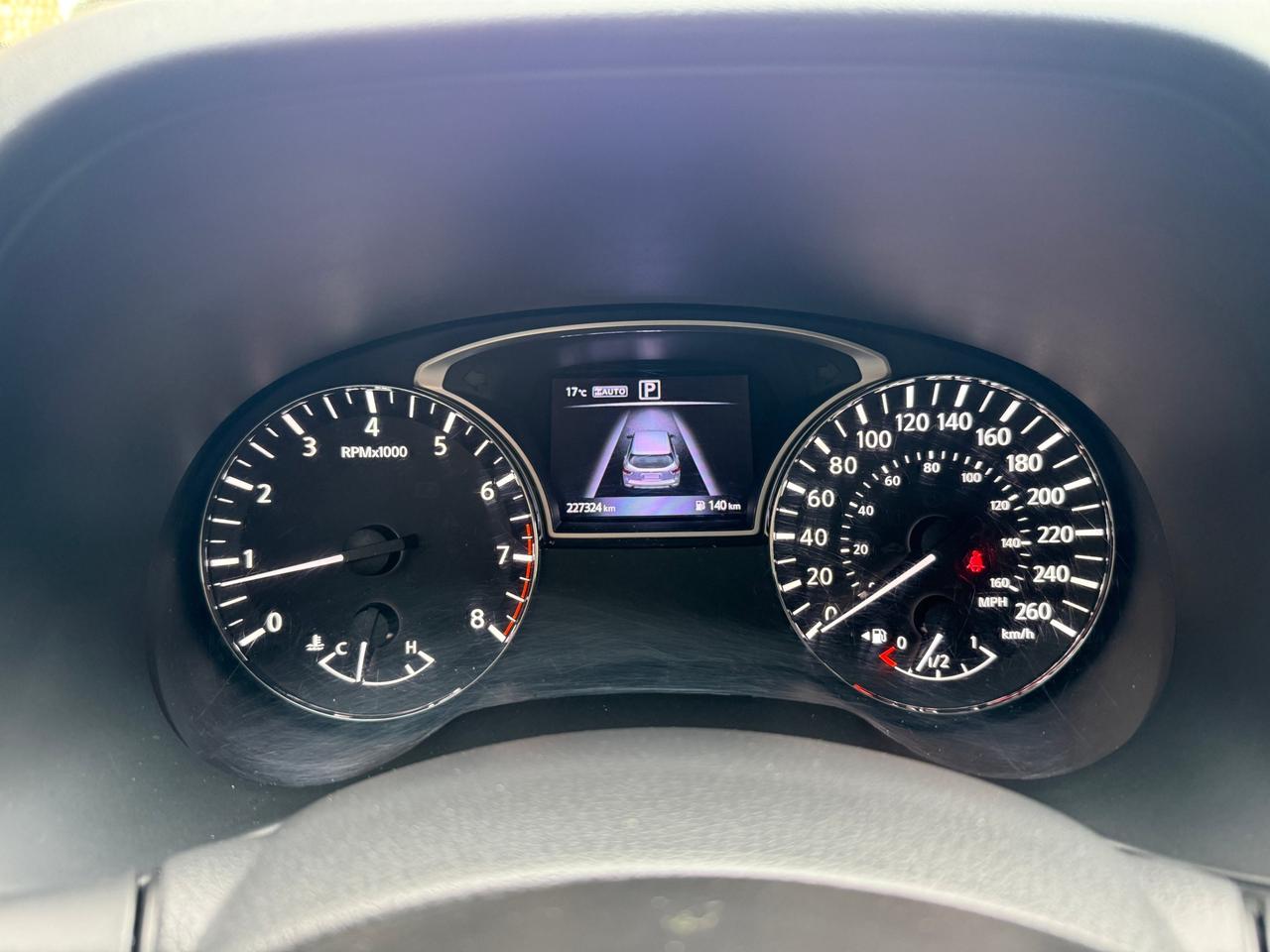 2017 Nissan Pathfinder 4WD 4dr SV Photo