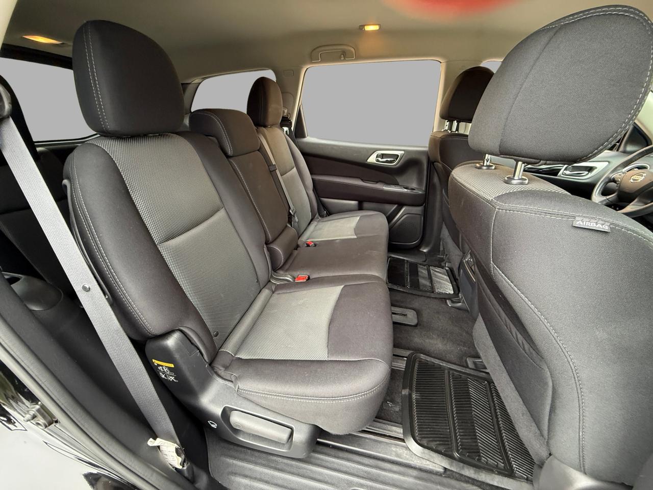 2017 Nissan Pathfinder 4WD 4dr SV Photo