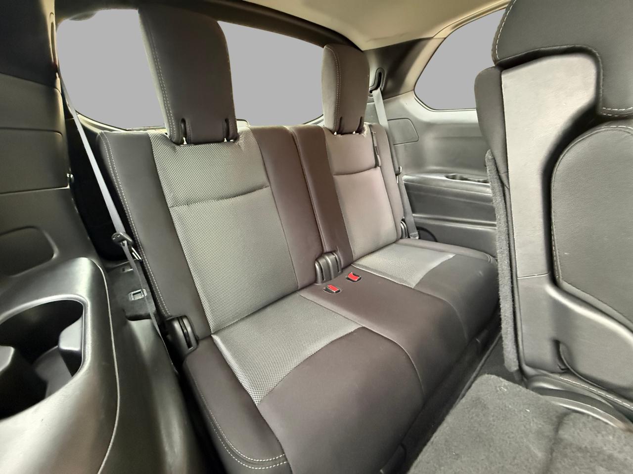 2017 Nissan Pathfinder 4WD 4dr SV Photo