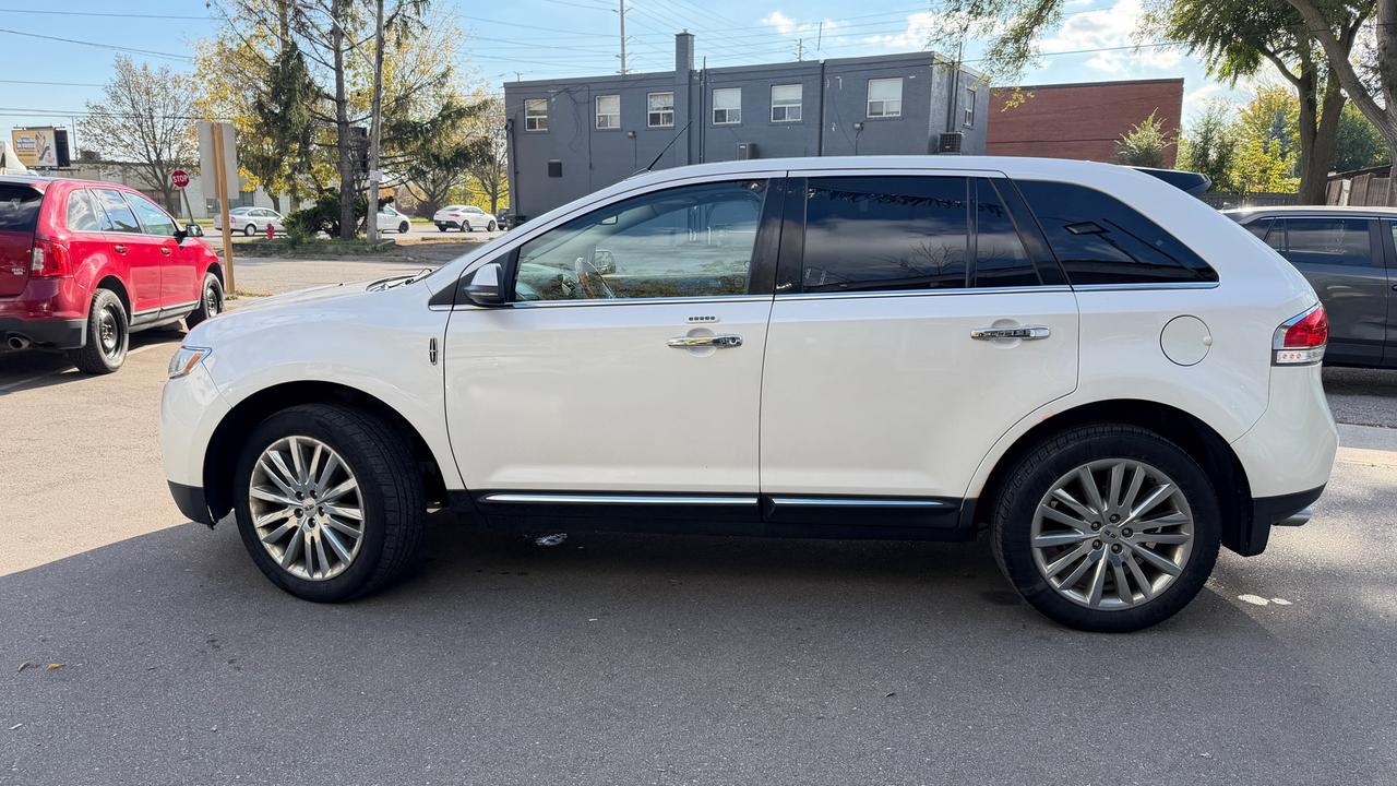 2013 Lincoln MKX AWD 4DR Photo