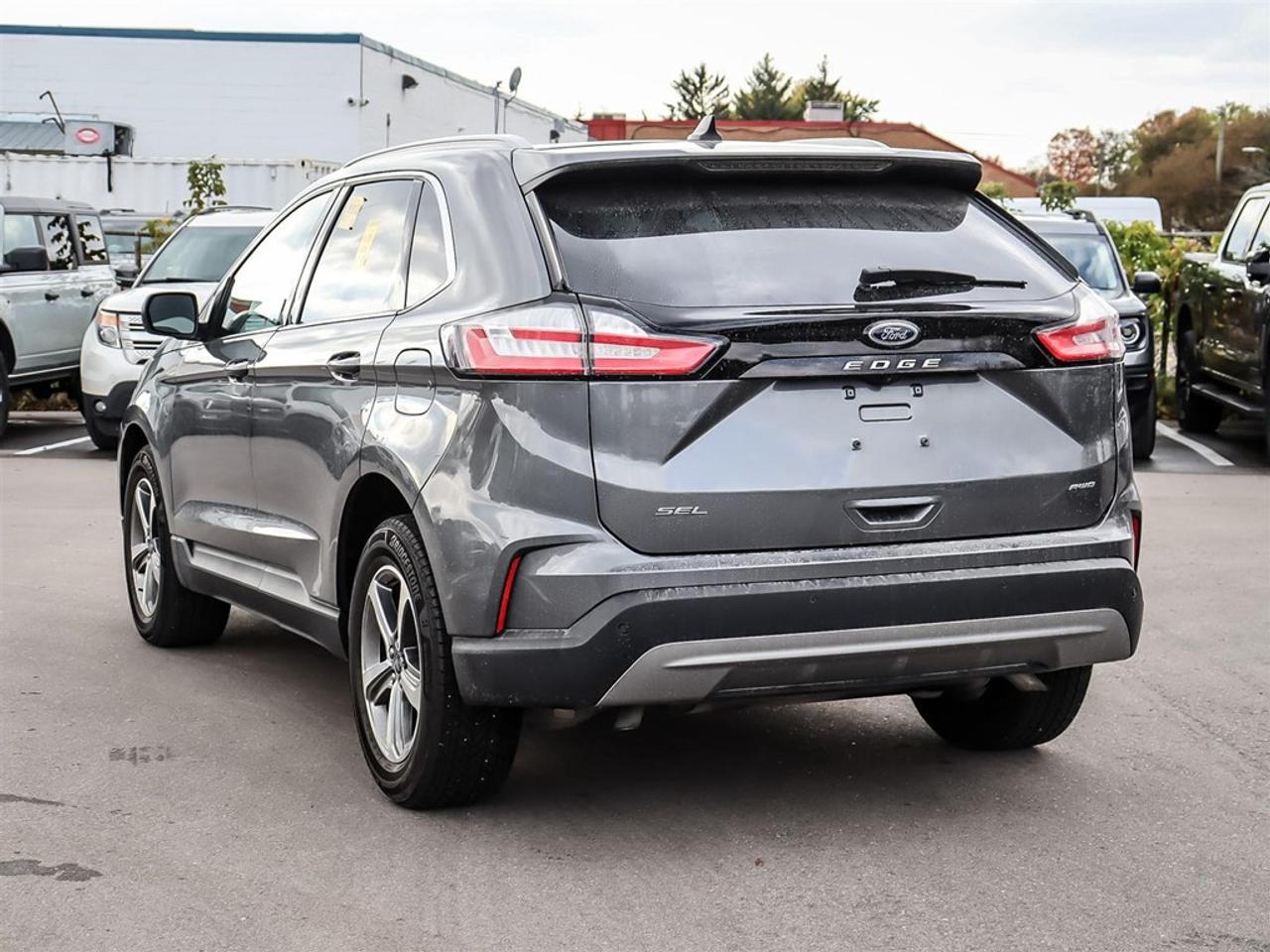 2022 Ford Edge SEL AWD Photo