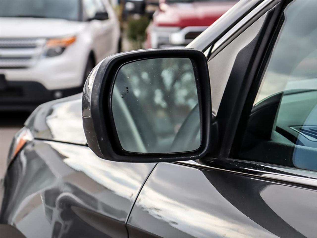 2022 Ford Edge SEL AWD Photo