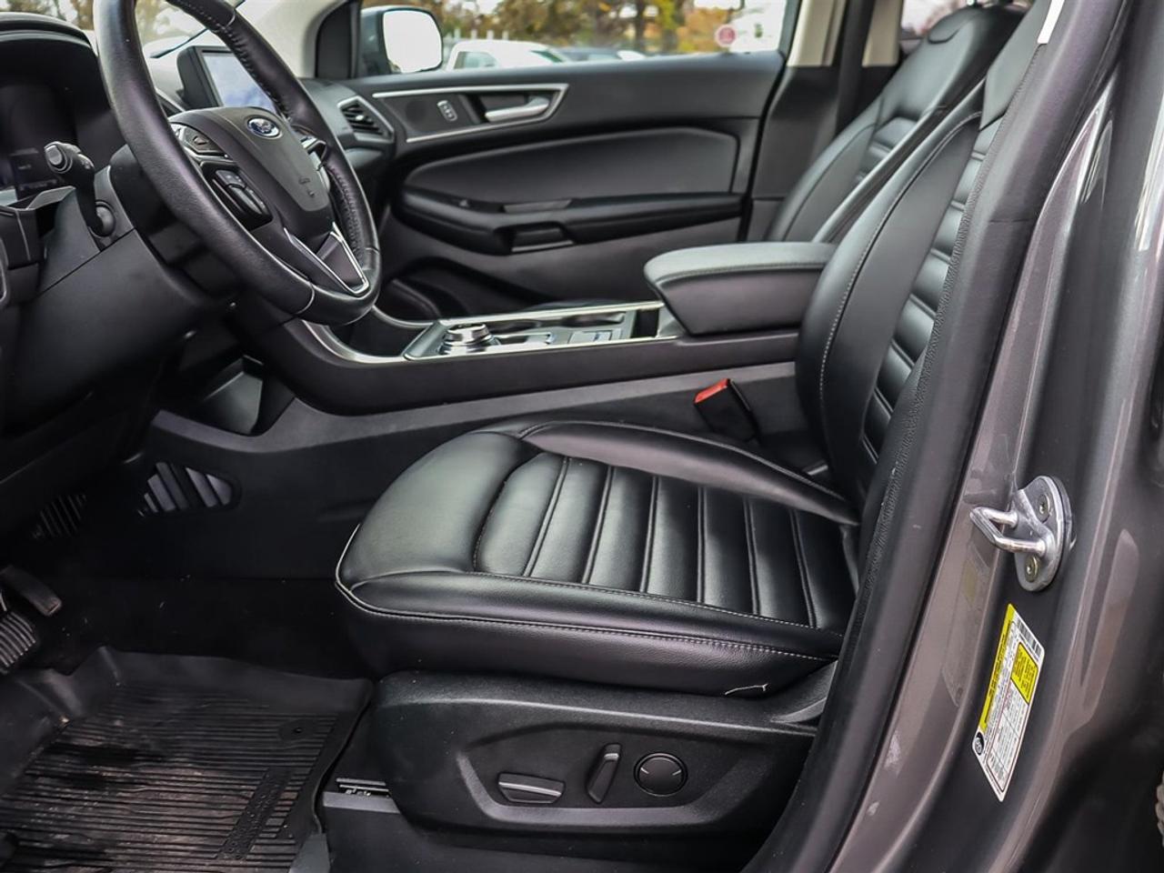 2022 Ford Edge SEL AWD Photo