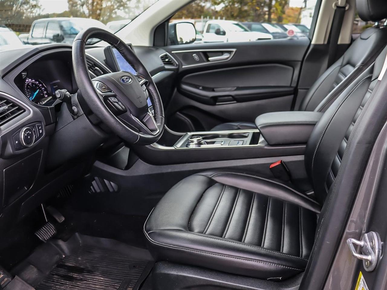 2022 Ford Edge SEL AWD Photo