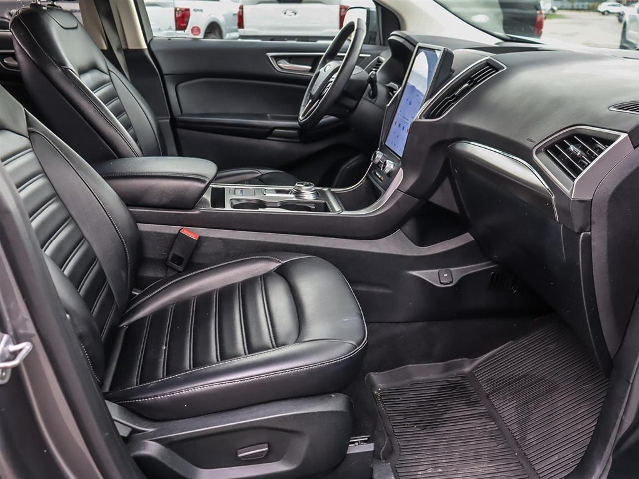 2022 Ford Edge SEL AWD Photo