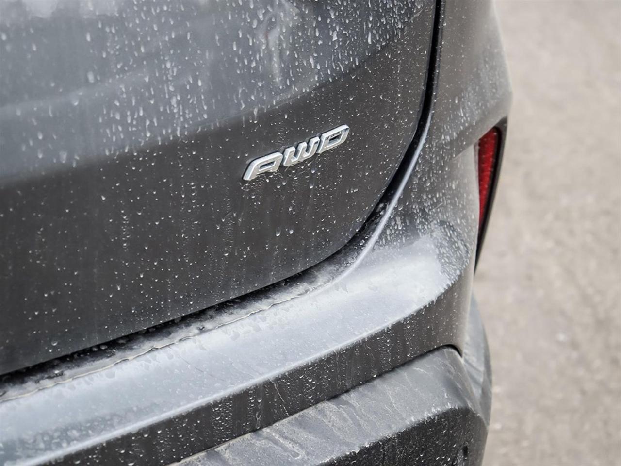 2022 Ford Edge SEL AWD Photo