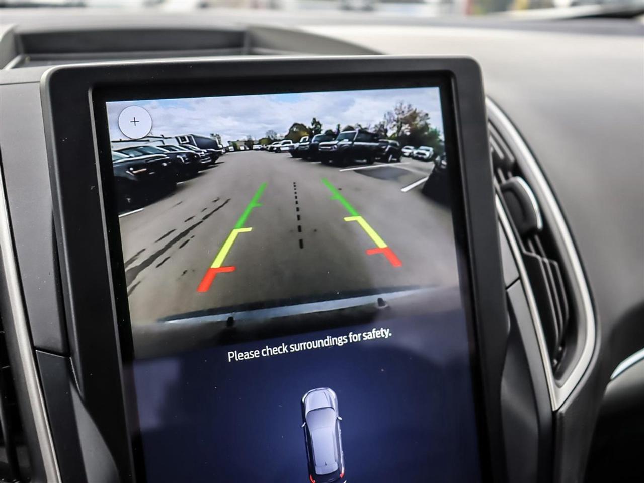 2022 Ford Edge SEL AWD Photo