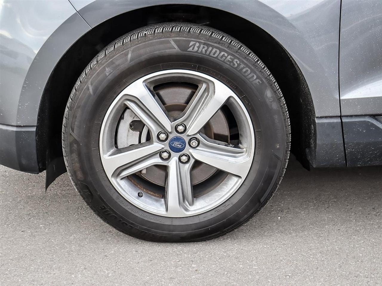2022 Ford Edge SEL AWD Photo