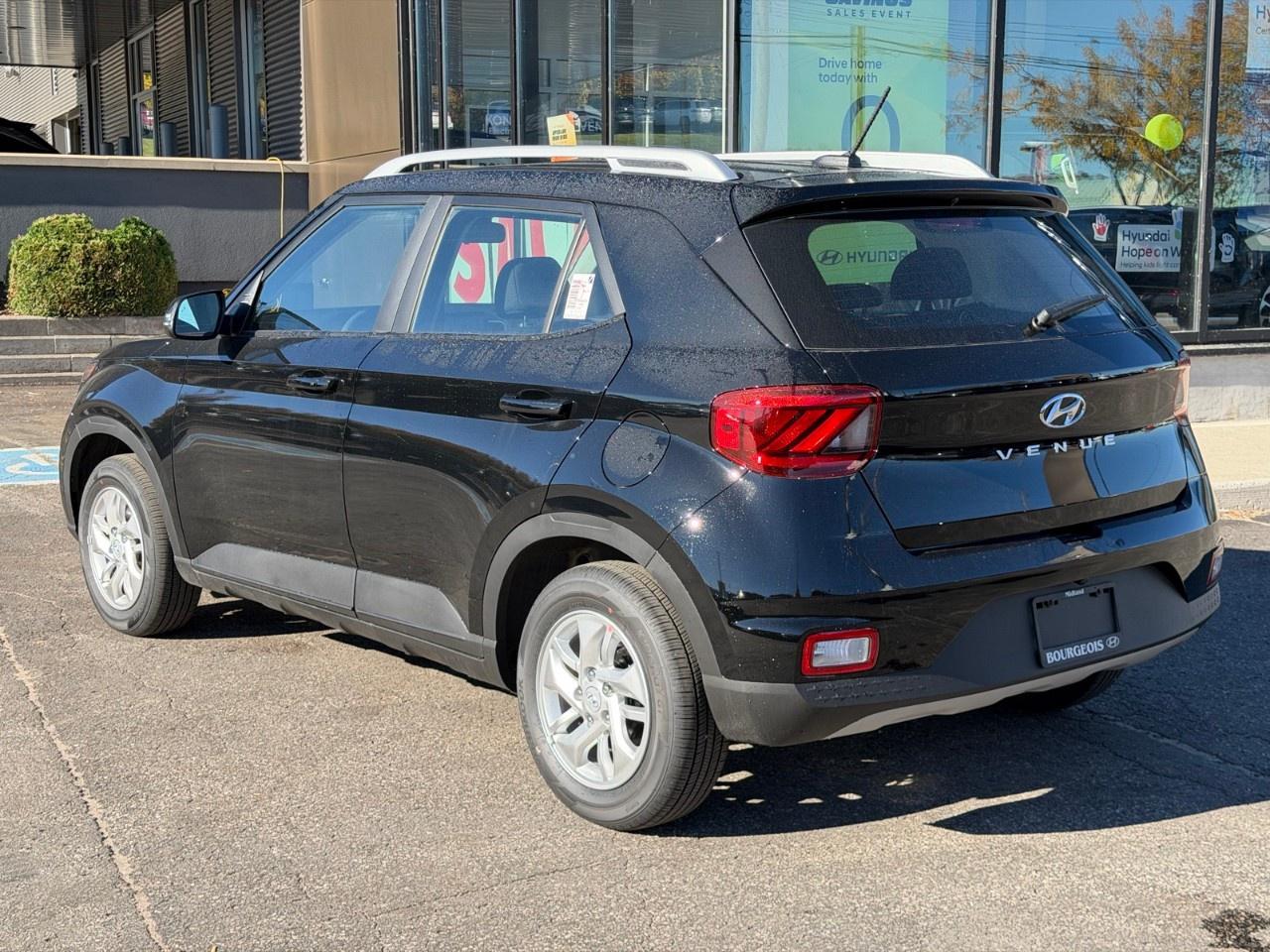 2026 Hyundai Venue Preferred IVT Photo