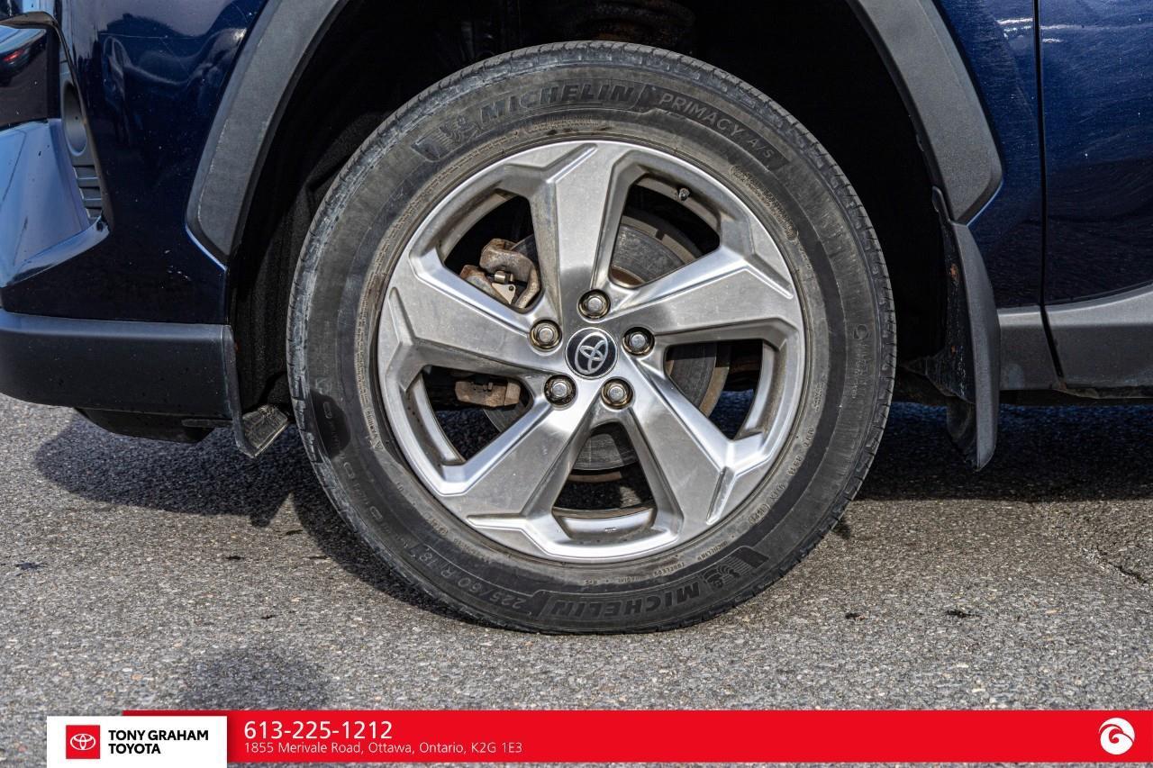 2021 Toyota RAV4 Hybrid Limited Photo