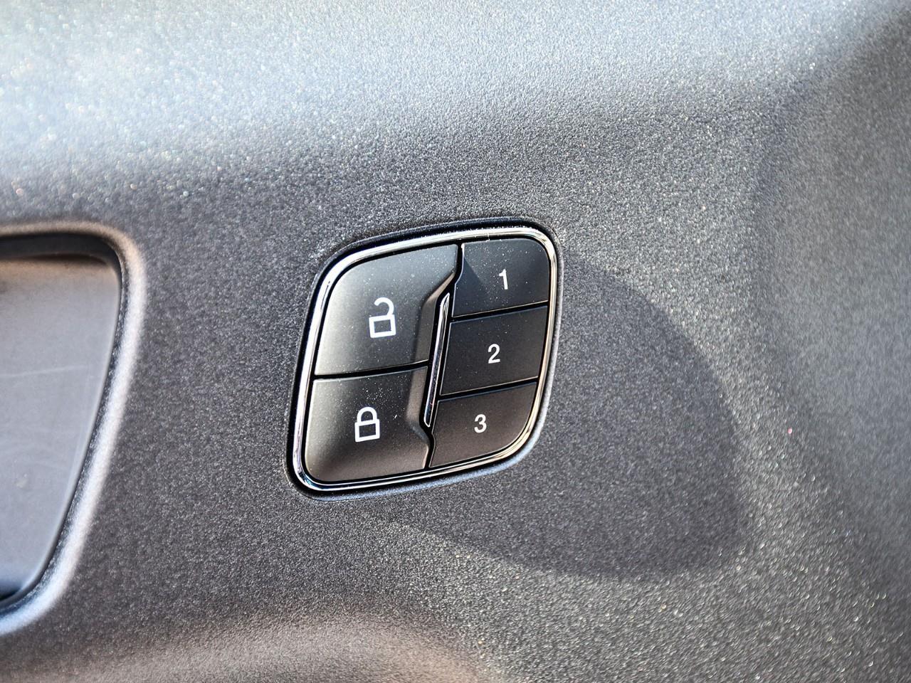 2026 Ford Bronco Sport Outer Banks NAV | SUNROOF | HTD SEATS | REMOTE START | ADAPTIVE CRUISE Photo