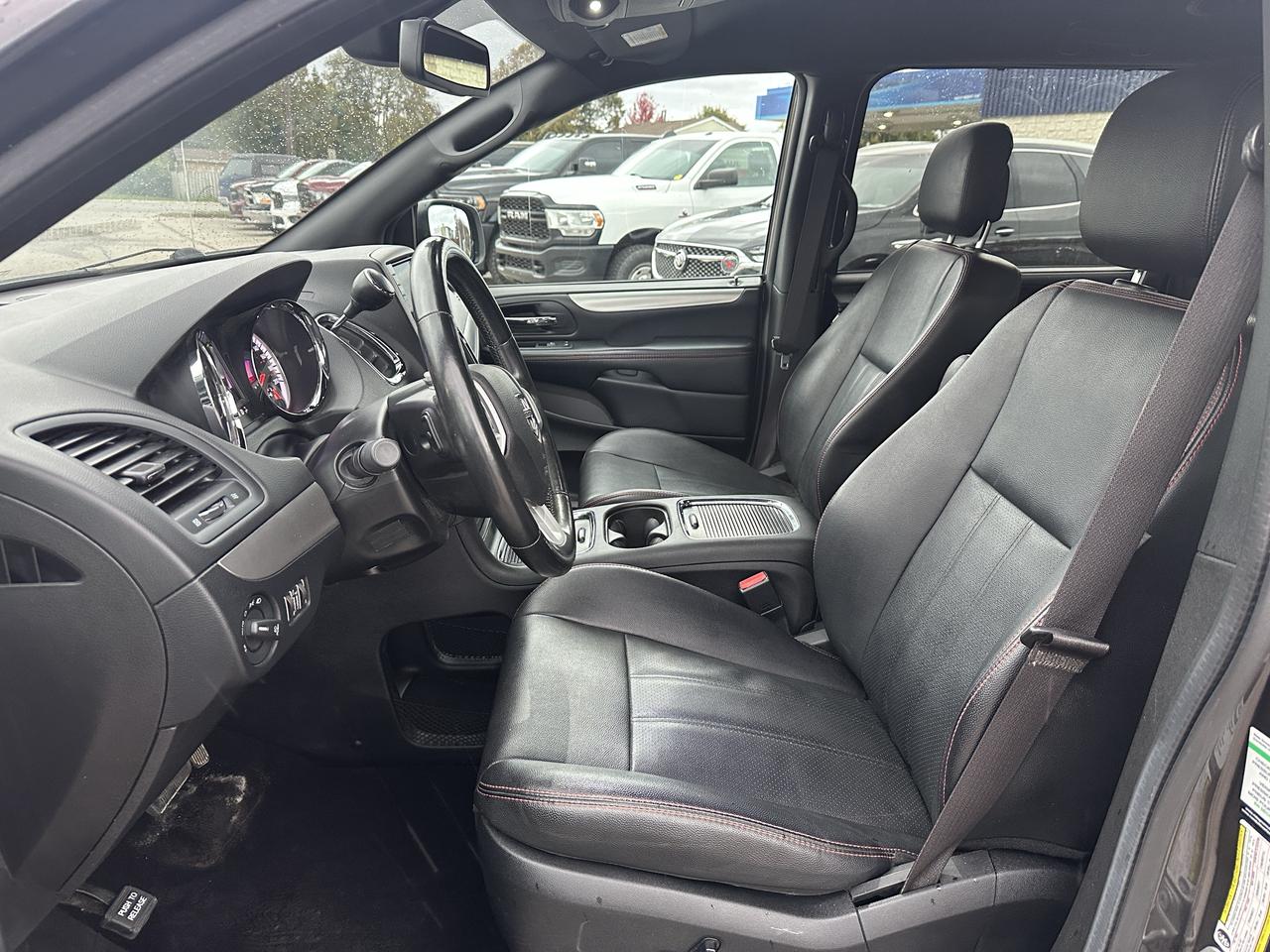 2019 Dodge Grand Caravan R/T Photo