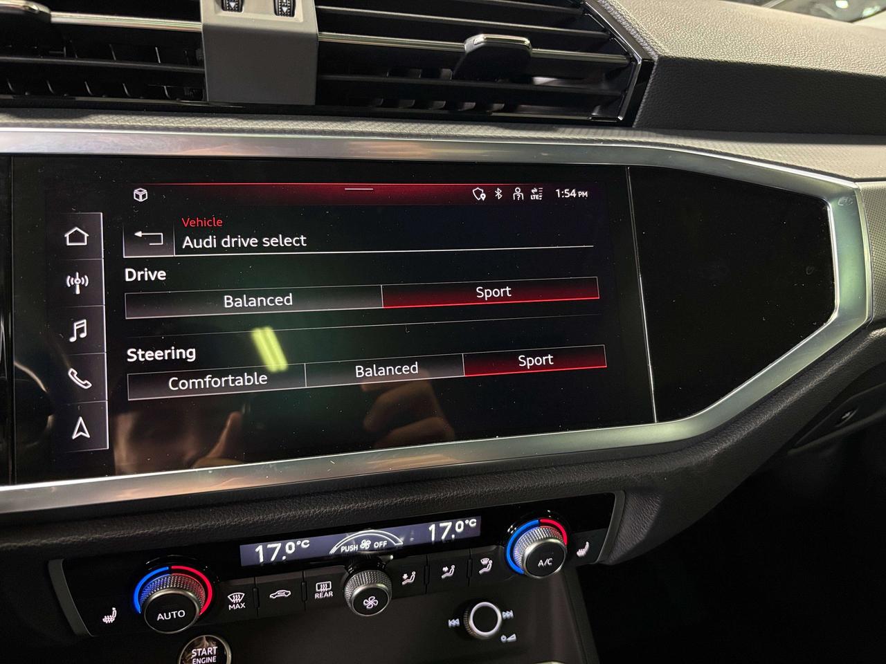 2023 Audi Q3 Progressiv|QUATTRO|CLUSTERNAV|AMBIENT|LEATHER|PANO Photo